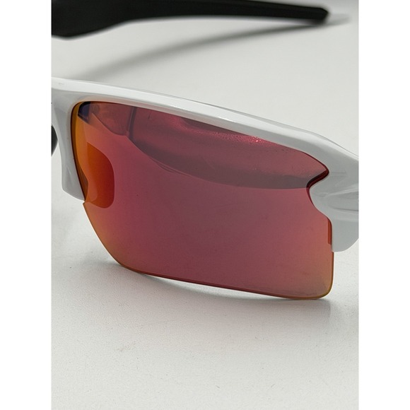 Oakley FLAK 2.0 XL SUNGLASSES OO9188-03 Polished White W/ PRIZM Field Lens - Picture 4 of 15